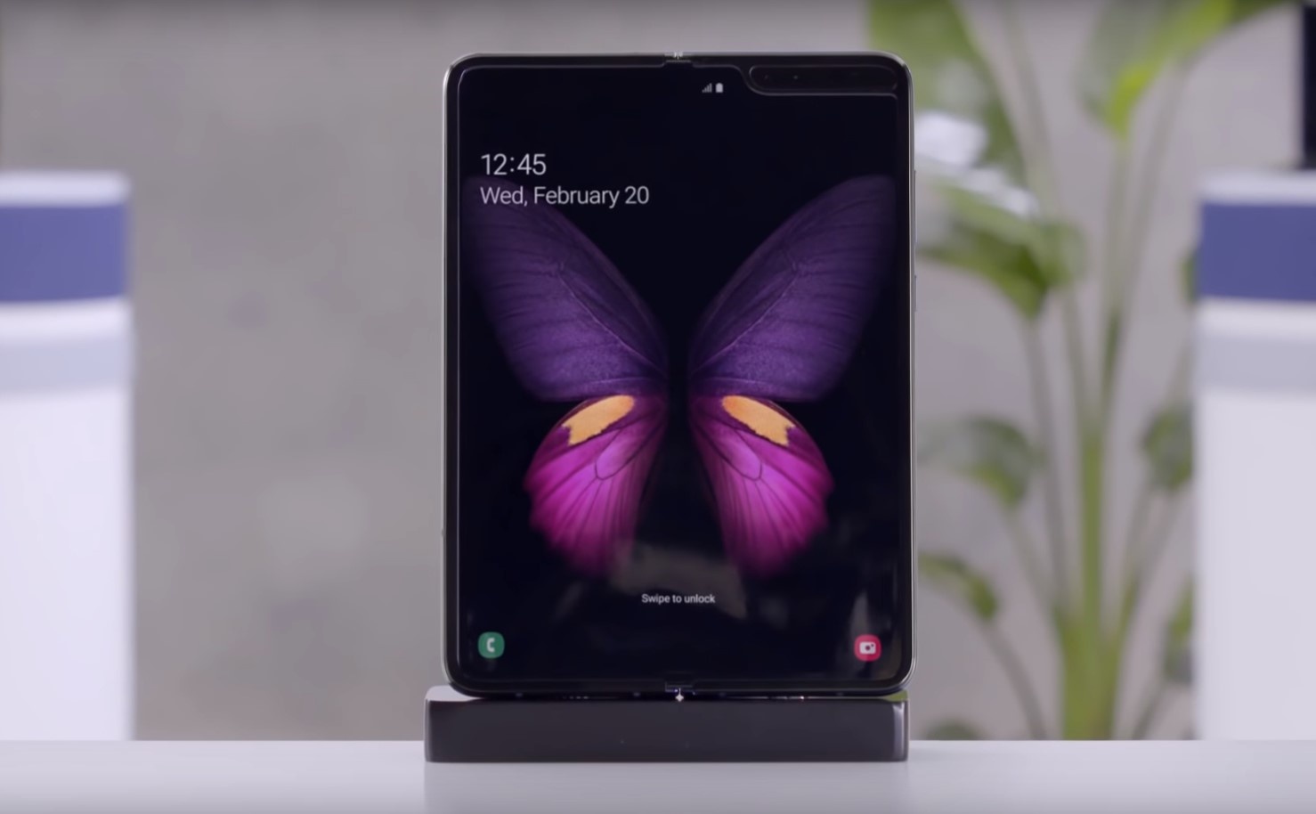 Anh chi tiet Galaxy Fold anh 4