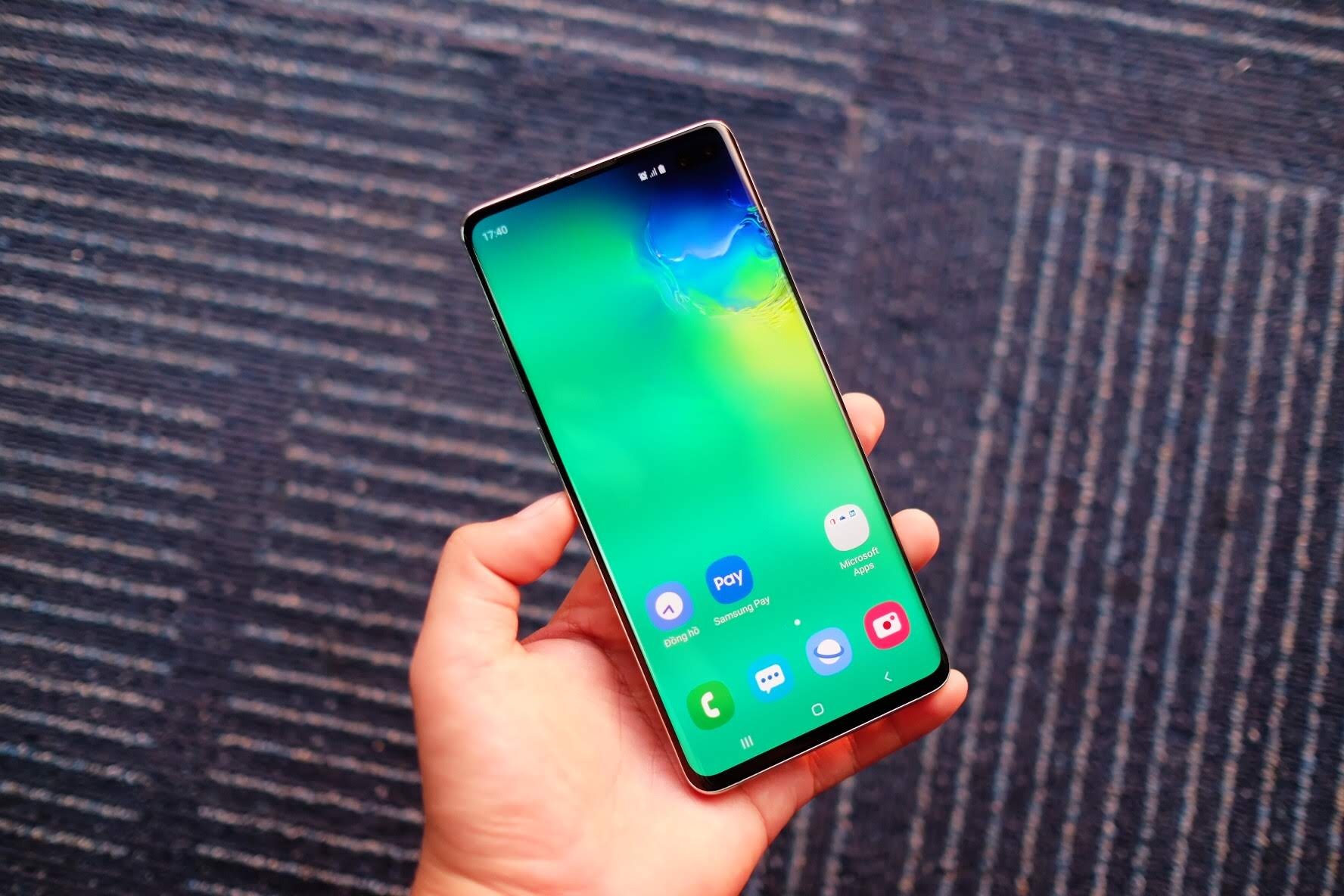 Mo hop Galaxy S10+ anh 3