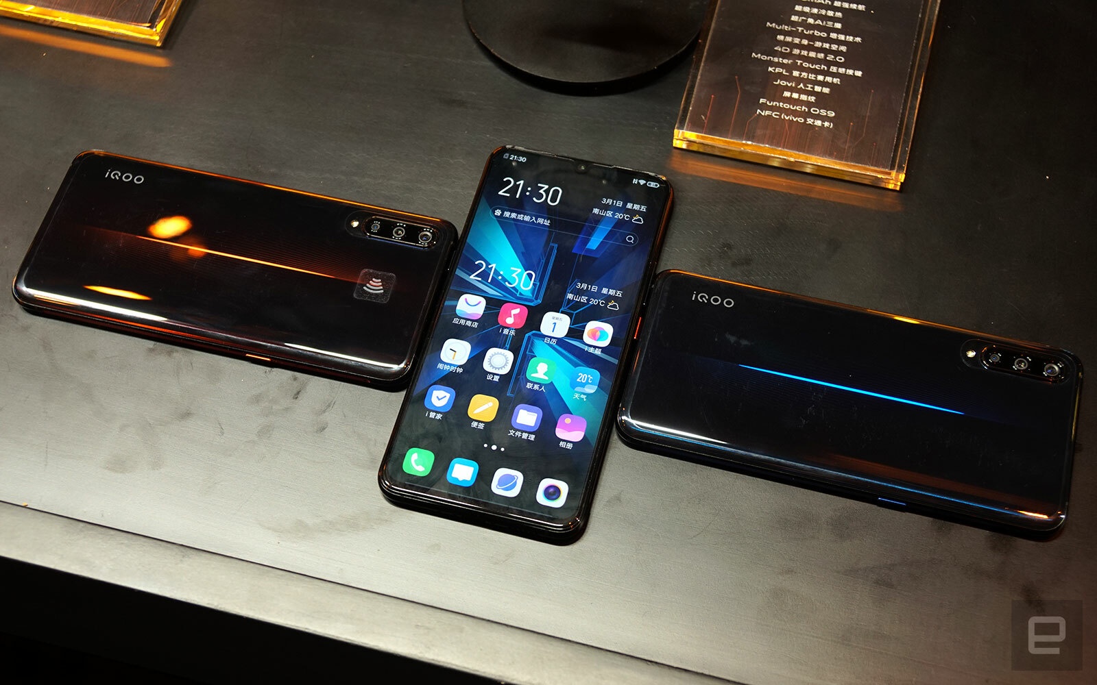 Vivo iQOO ra mat anh 2