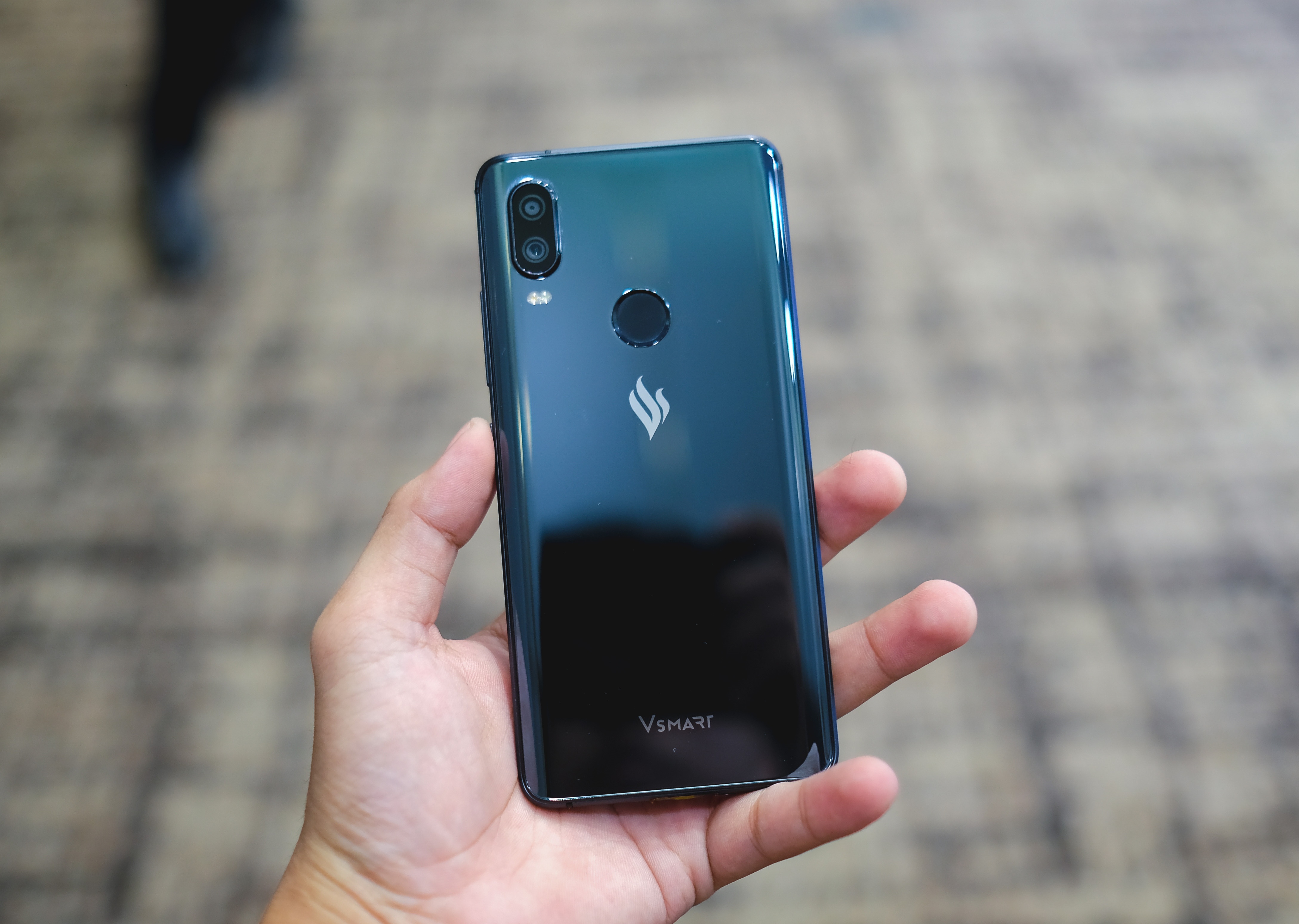 smartphone giam gia manh trong thang 3 anh 6