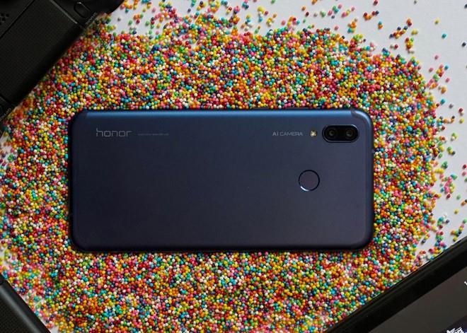 smartphone tam trung giam gia manh anh 4