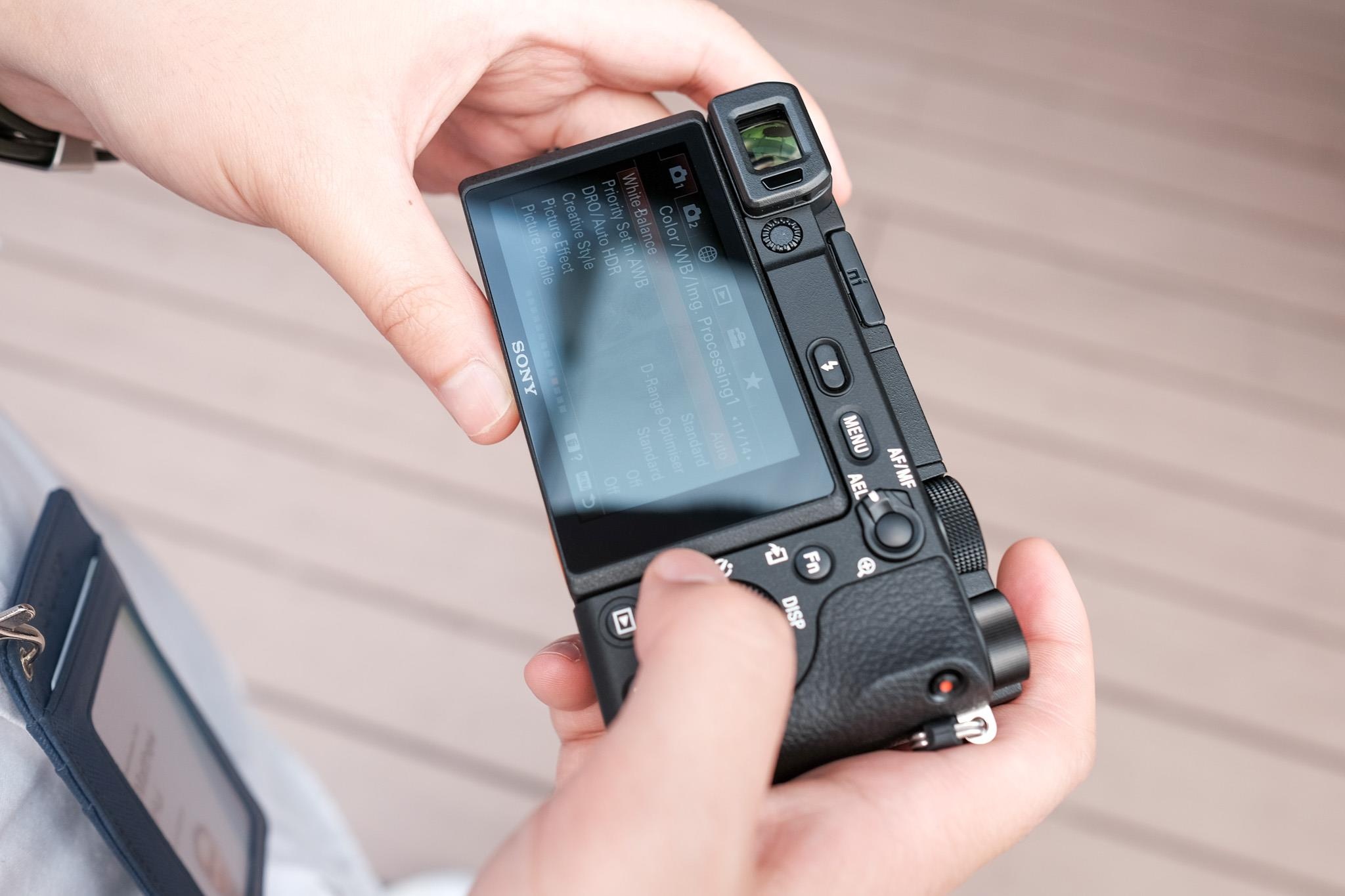 Sony a6400 ra mat tai Viet Nam anh 2