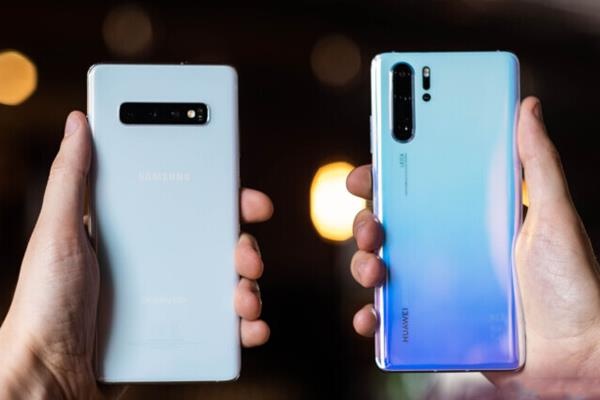 So anh chup tu Huawei P30 Pro voi Galaxy S10+ hinh anh