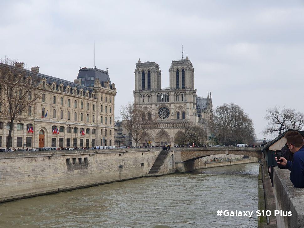 So sanh camera Huawei P30 Pro voi Galaxy S10 Plus anh 8