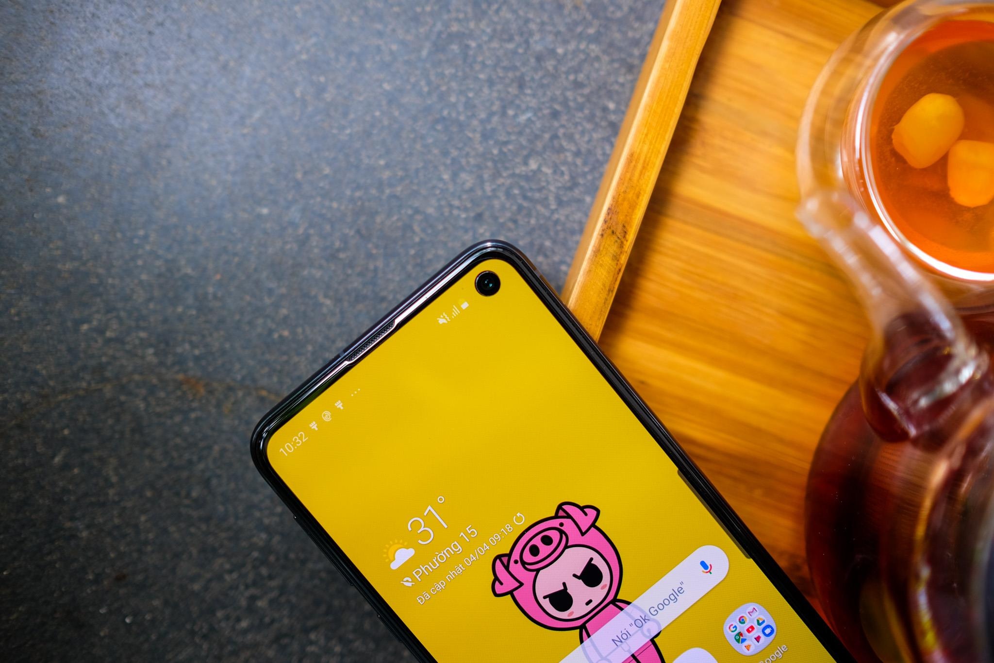 Trai nghiem Galaxy S10e anh 3