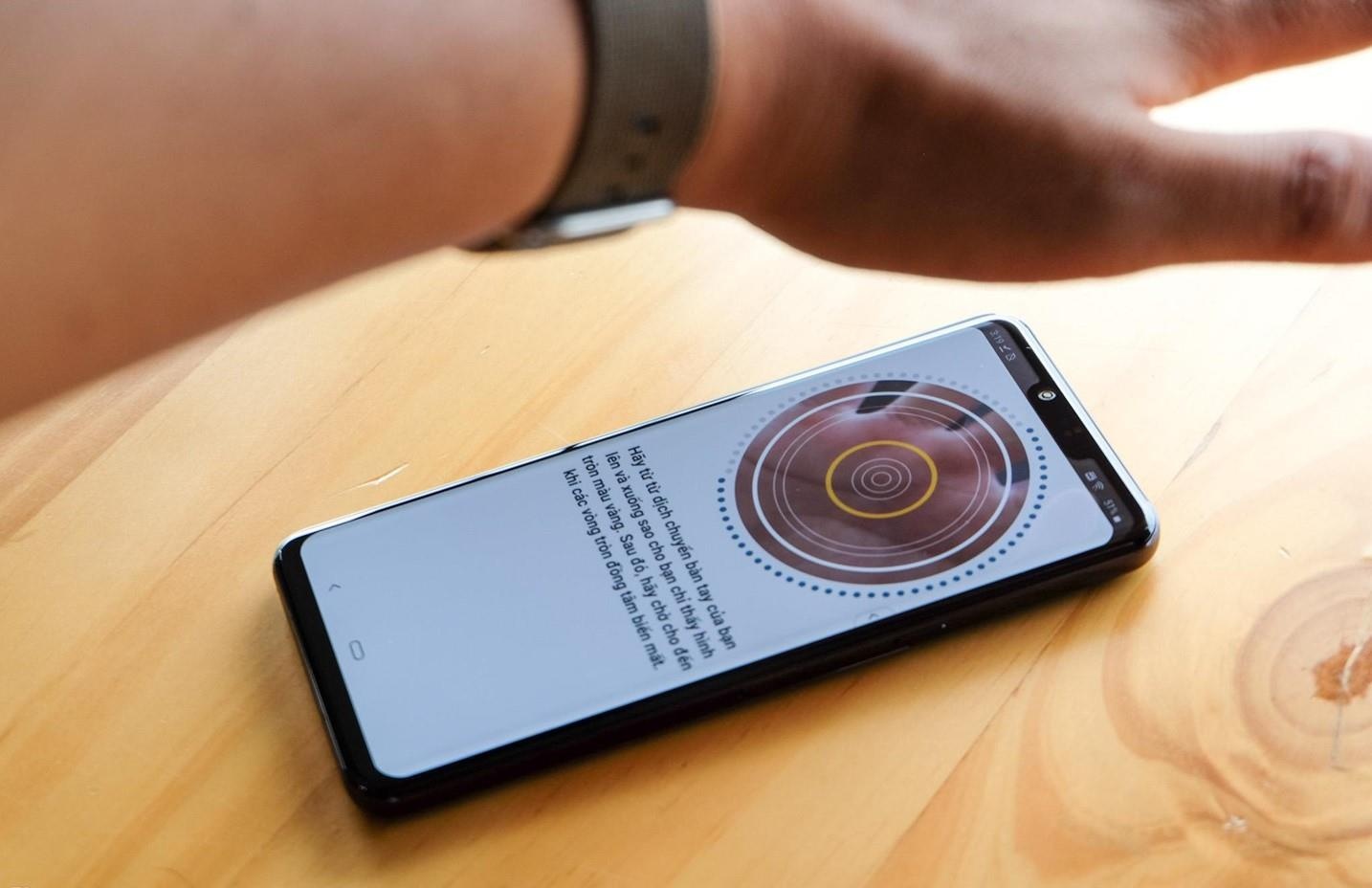 camera tren smartphone anh 4