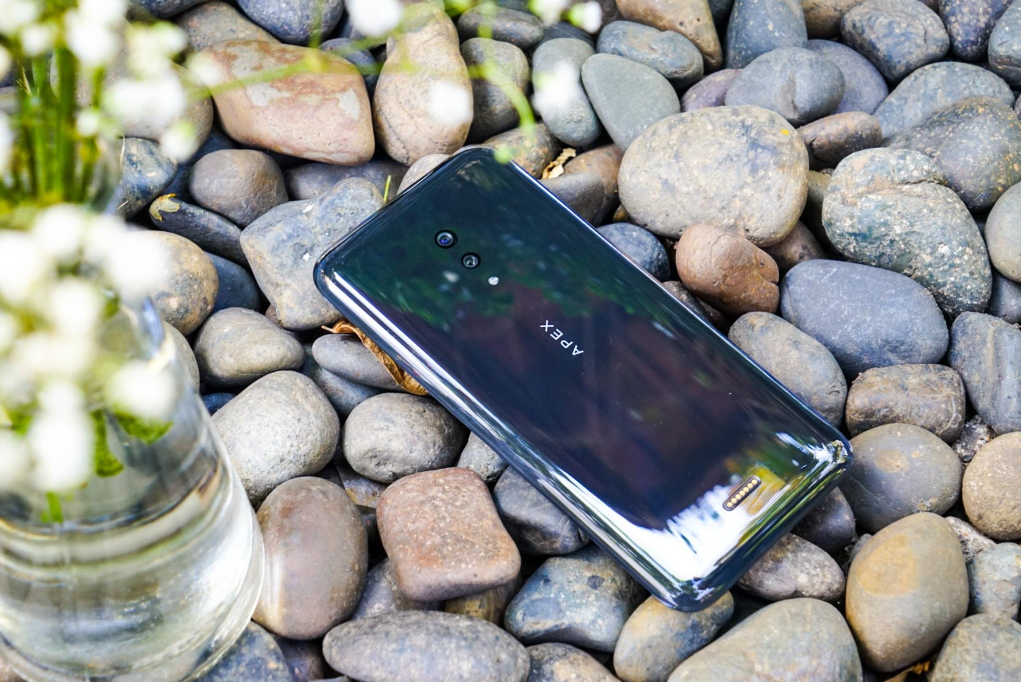 Trai nghiem Vivo Apex 2019 anh 1