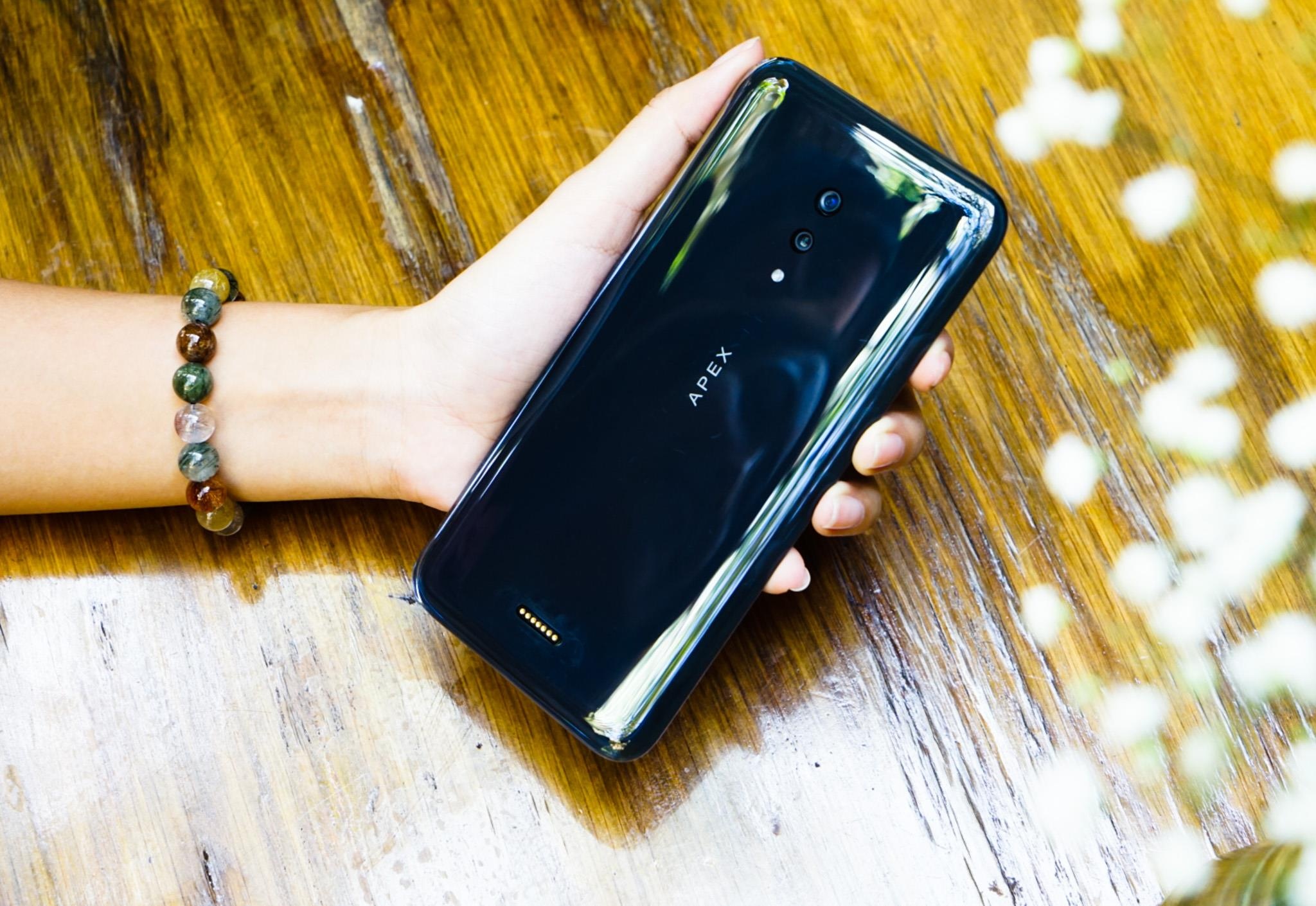 Trai nghiem Vivo Apex 2019 anh 2