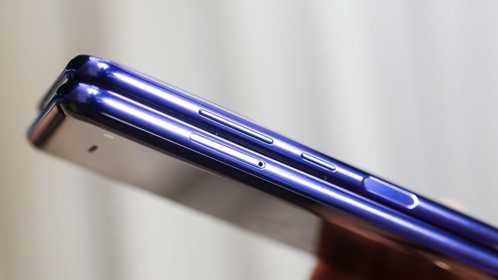 Trai nghiem Galaxy Fold anh 3