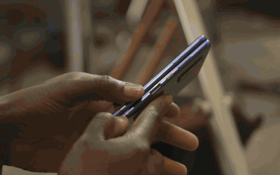 Trai nghiem Galaxy Fold: Co nep gap man hinh nhung khong gay kho chiu hinh anh