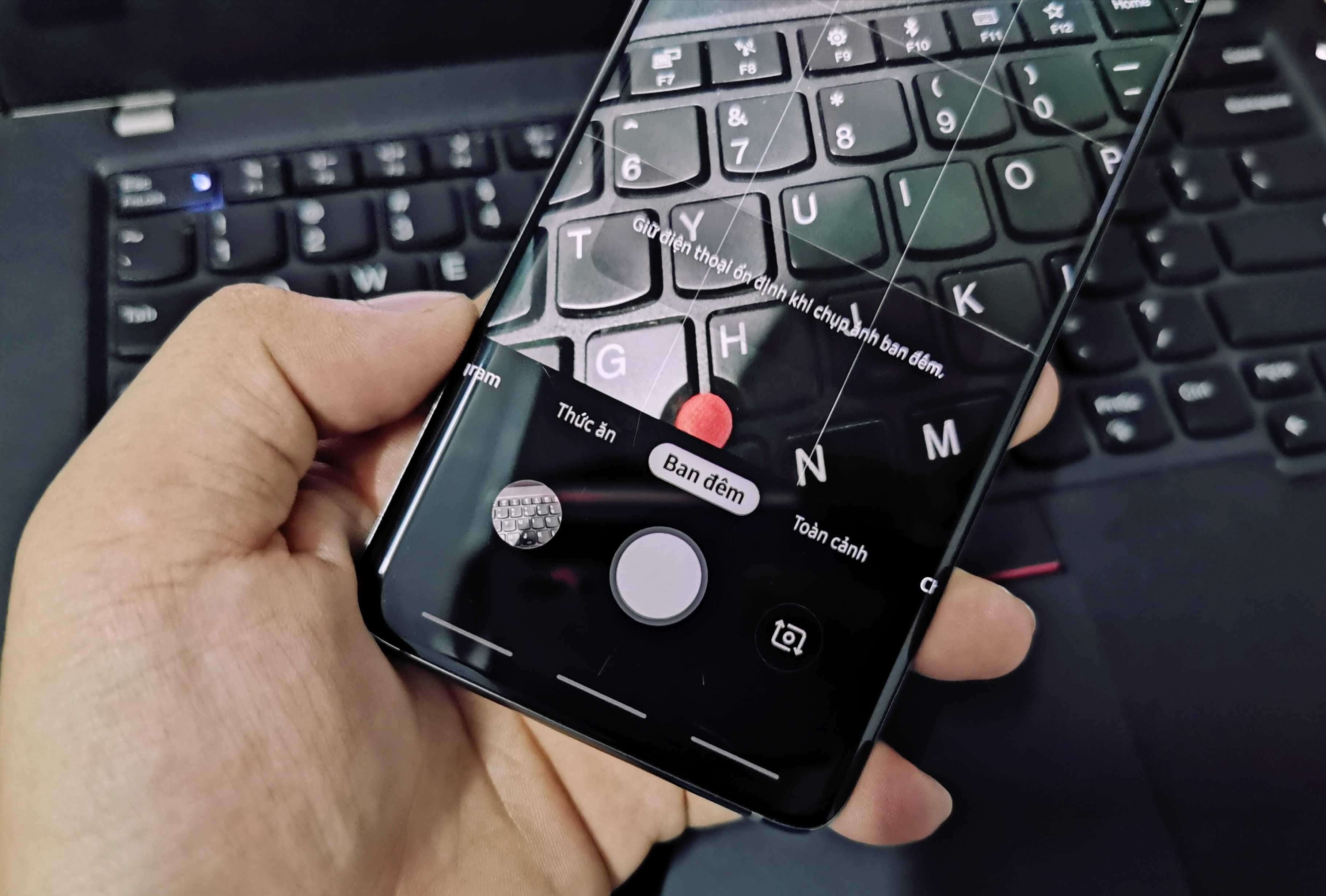 Cuoi cung che do chup dem cung da xuat hien tren Galaxy S10 hinh anh