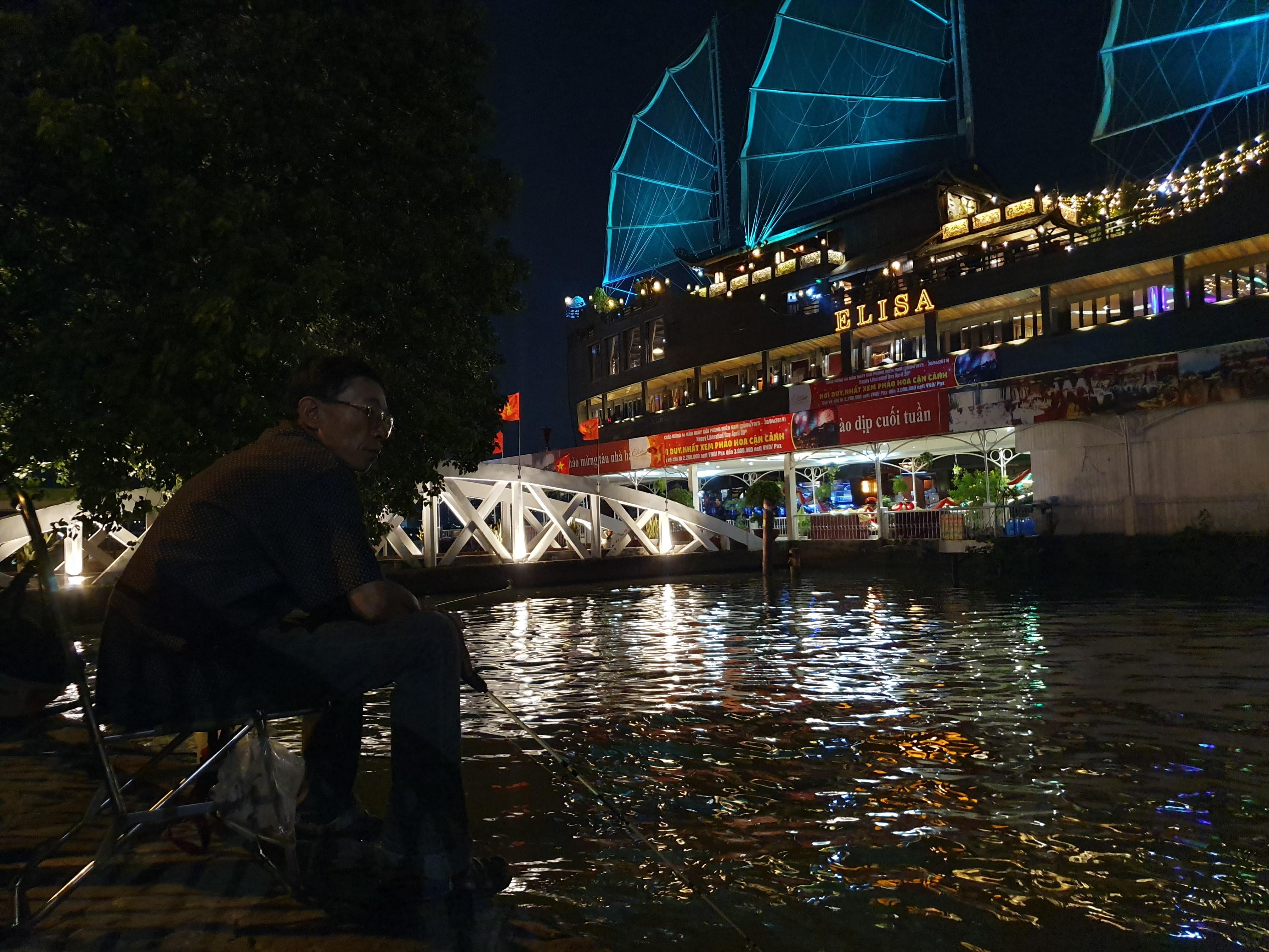 Trải nghiệm chế độ chụp đêm trên Galaxy S10 ảnh 2 Trai nghiem che do chup dem tren Galaxy S10 anh 2