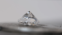 Kim cuong co the ‘song sot’ voi may ep thuy luc? hinh anh