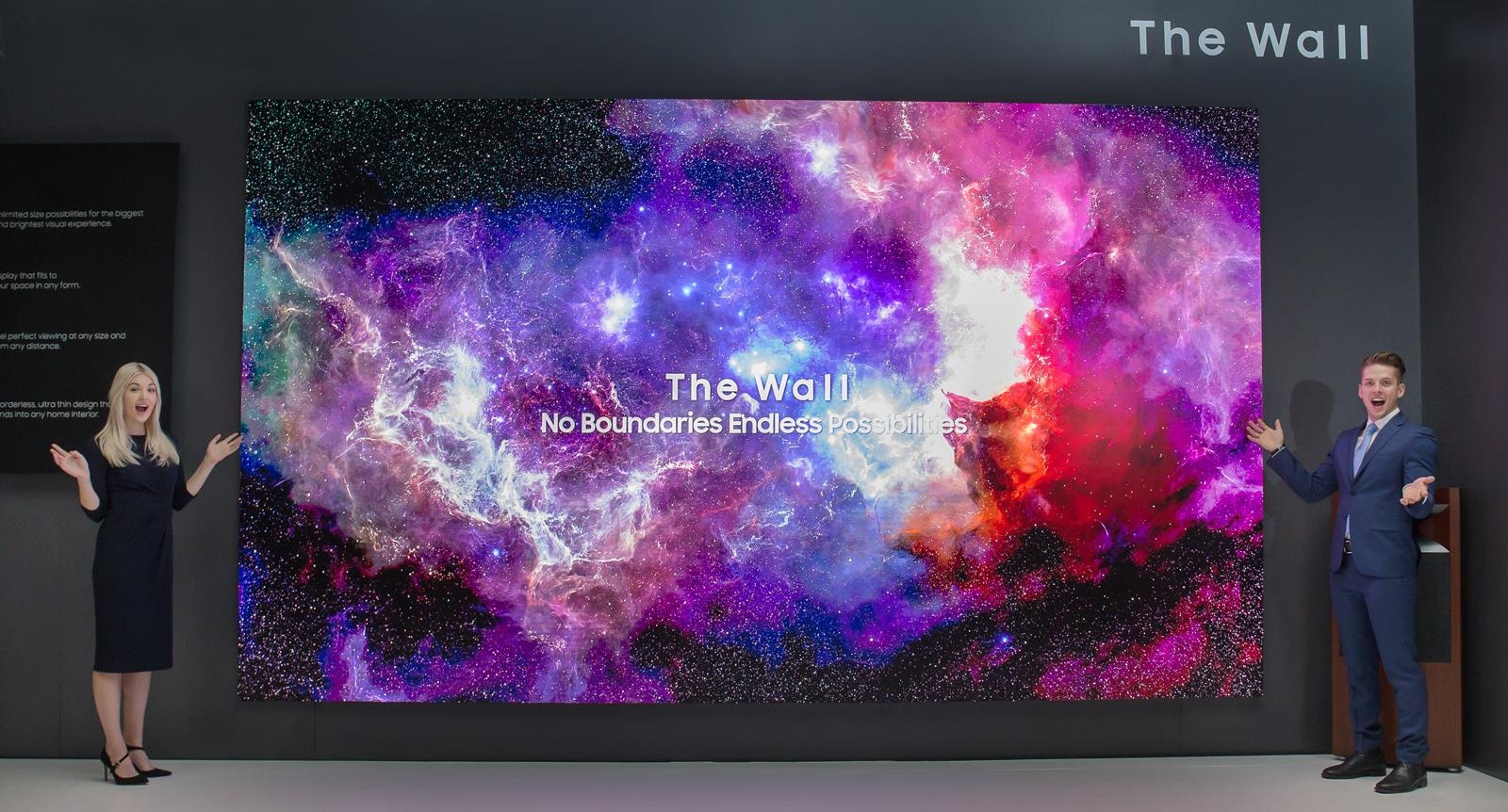 Samsung gioi thieu loat man hinh chuyen dung tai InfoComm 2019 hinh anh