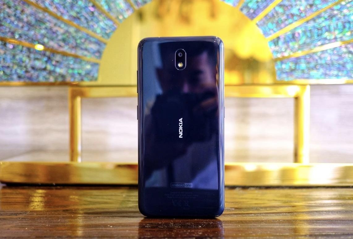 Loat smartphone dang chu y tam 4 trieu dong hinh anh