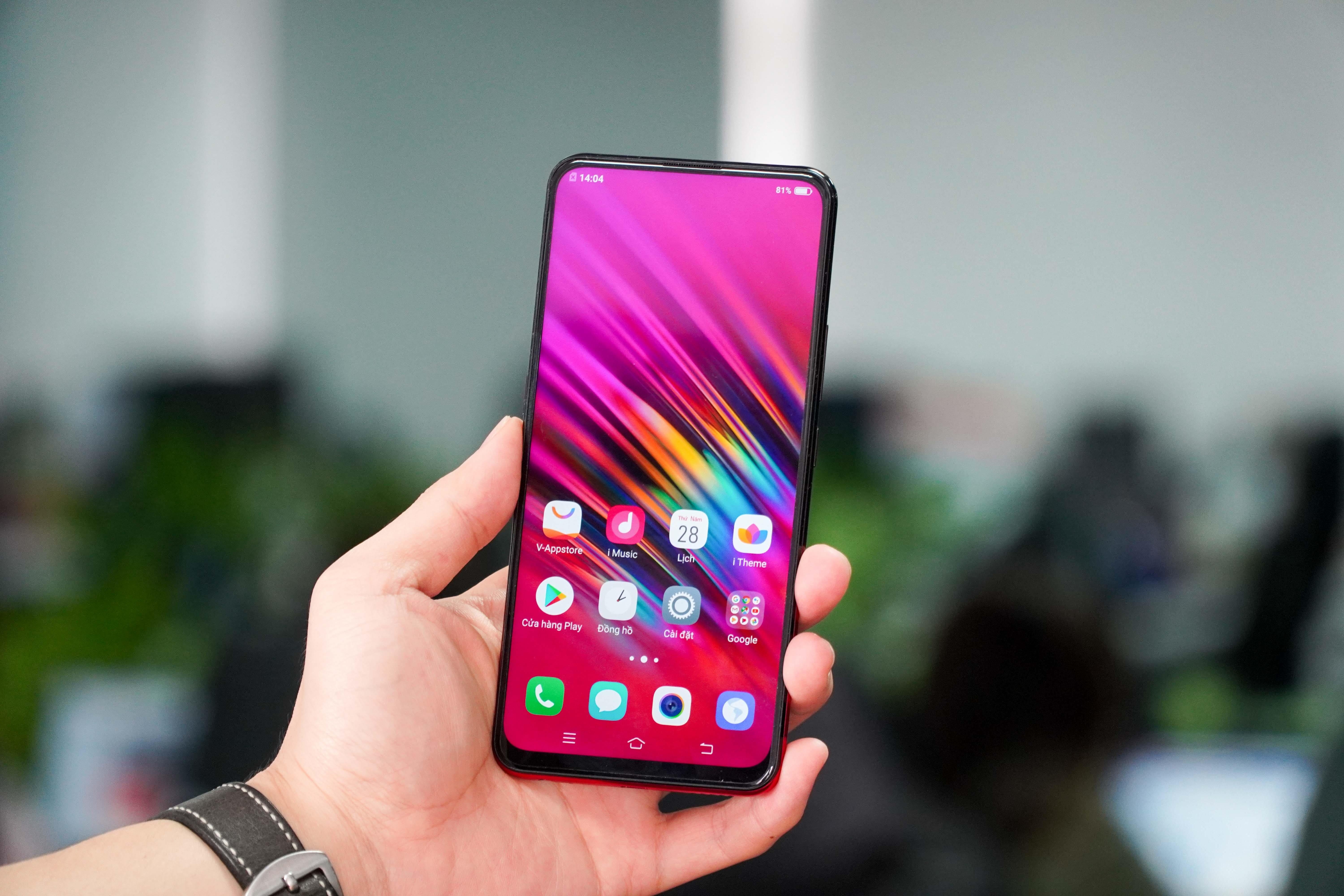 smartphone tam trung co man hinh lon anh 5