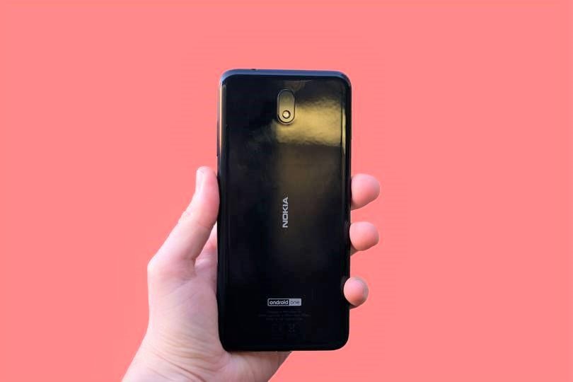 Danh gia nhanh Nokia 3.2 - co dang mua trong tam 3 trieu? hinh anh