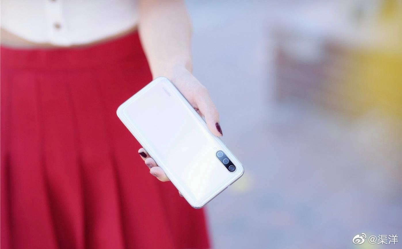 Xiaomi CC9 ra mat anh 5
