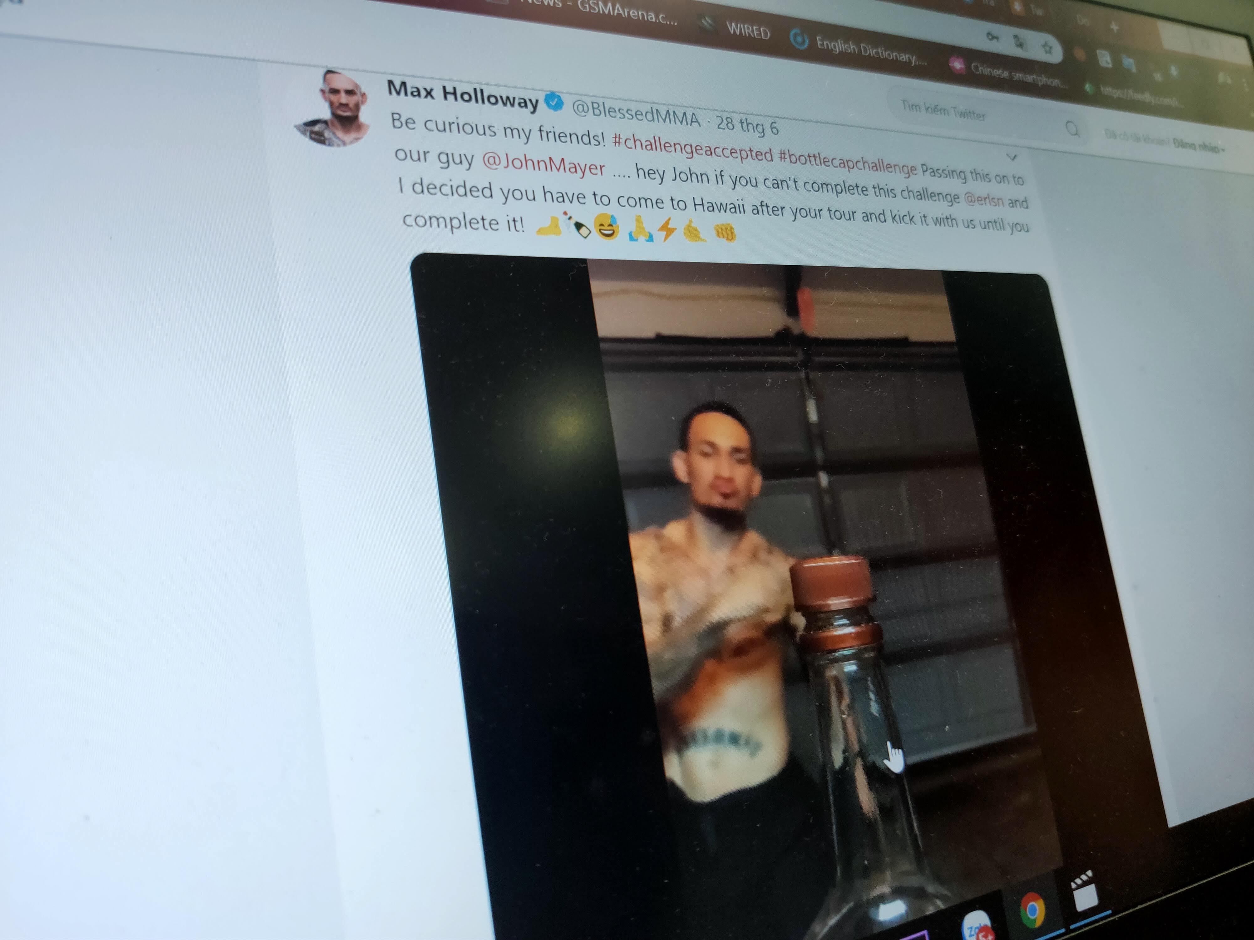 thu thach da xoay mo nut chai anh 2