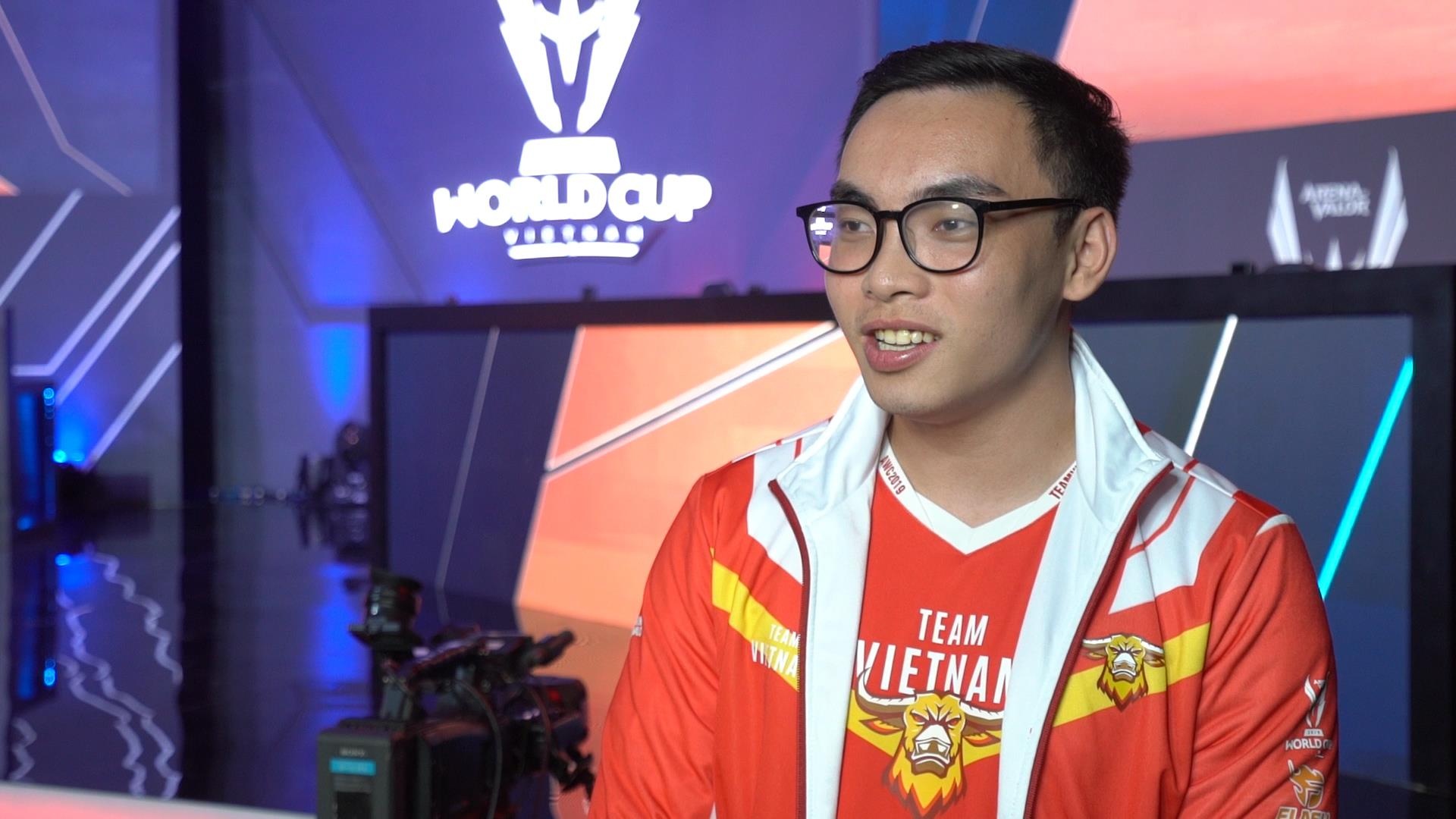 ProE Team Flash: 'Toi van chua phai tro thu hay nhat the gioi' hinh anh