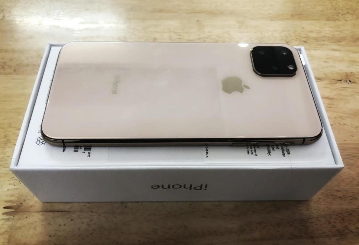 iPhone moi chua ra, hang nhai 1,8 trieu da xuat hien o Viet Nam hinh anh