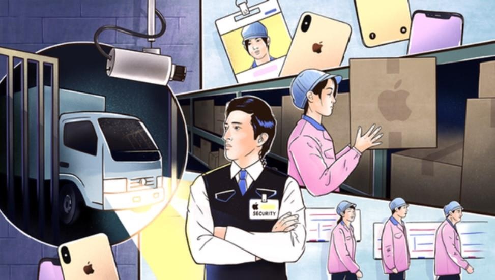 Cong nhan dao duong ham trong nha may lay cap iPhone moi hinh anh