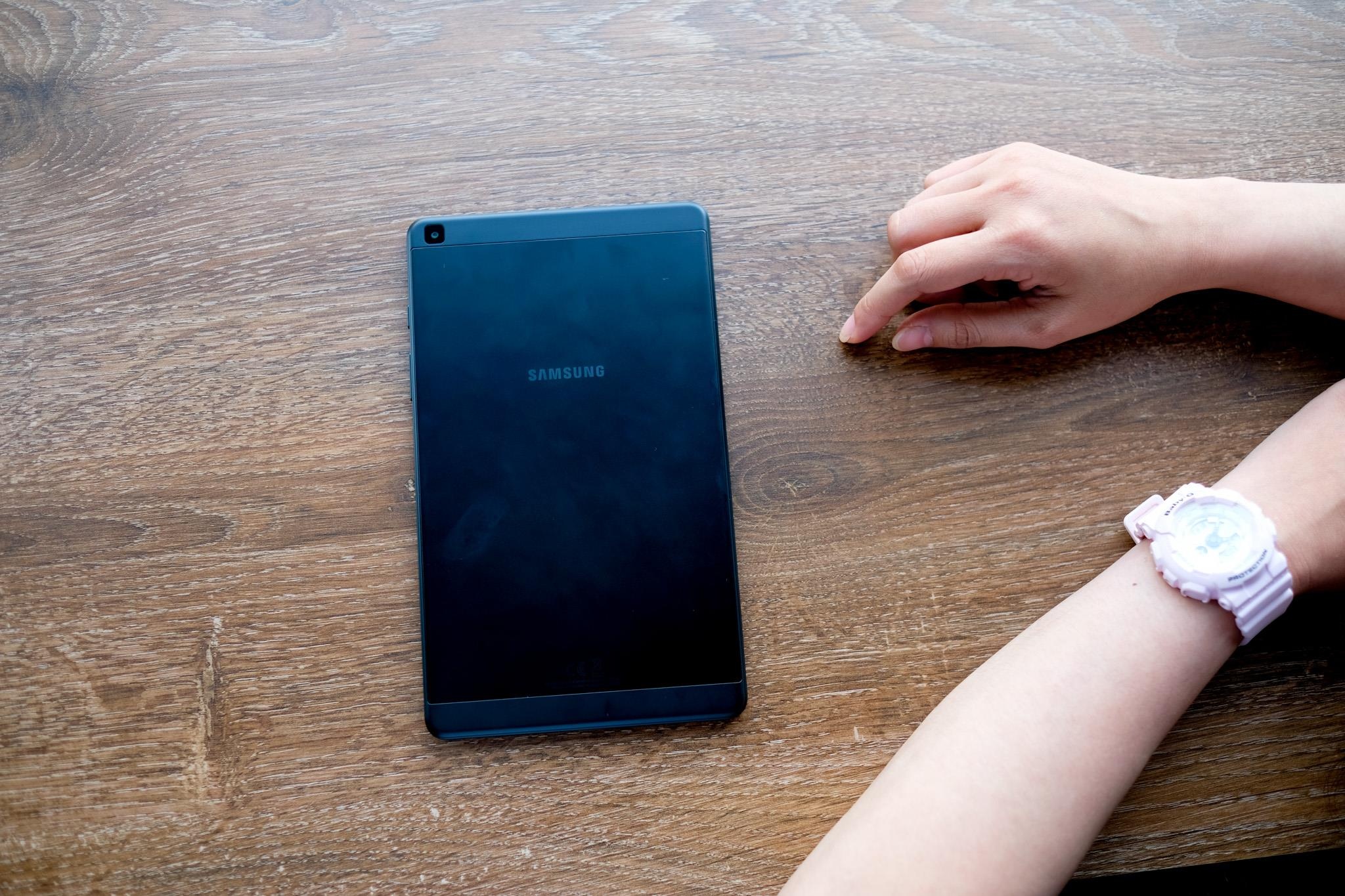 Trai nghiem Galaxy Tab A 8.0 anh 2