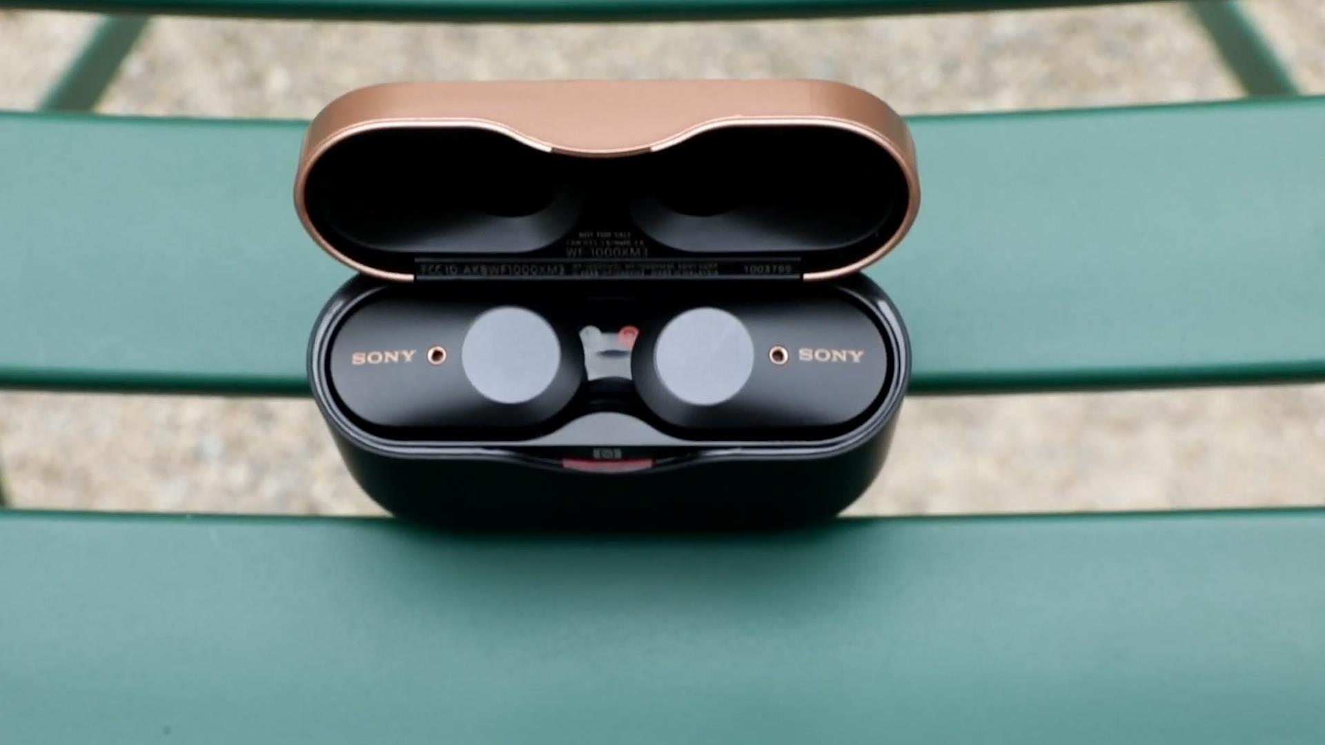 Trai nghiem nhanh Sony WF-1000XM3 - chong on tot, pin dung luong cao hinh anh