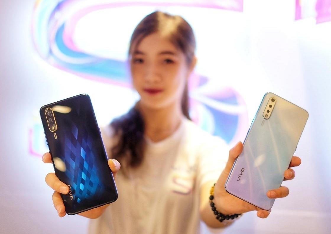 Vivo S1 ra mat tai VN - gia 7 trieu, selfie 32 MP hinh anh