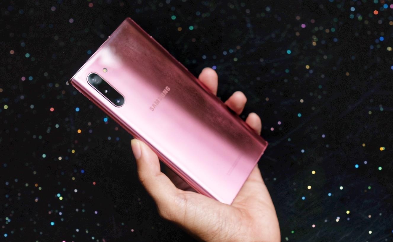 Mo hop Galaxy Note10 anh 10