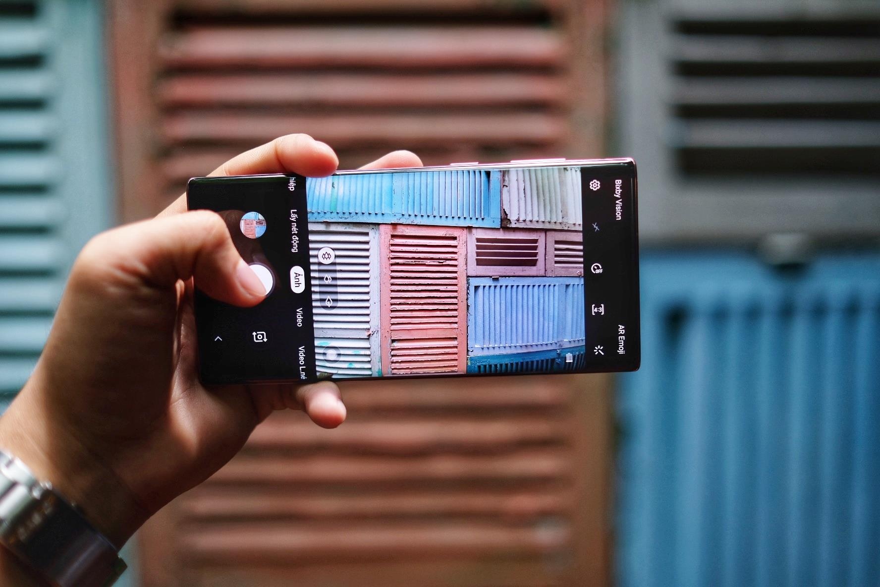 Mo hop Galaxy Note10 anh 8