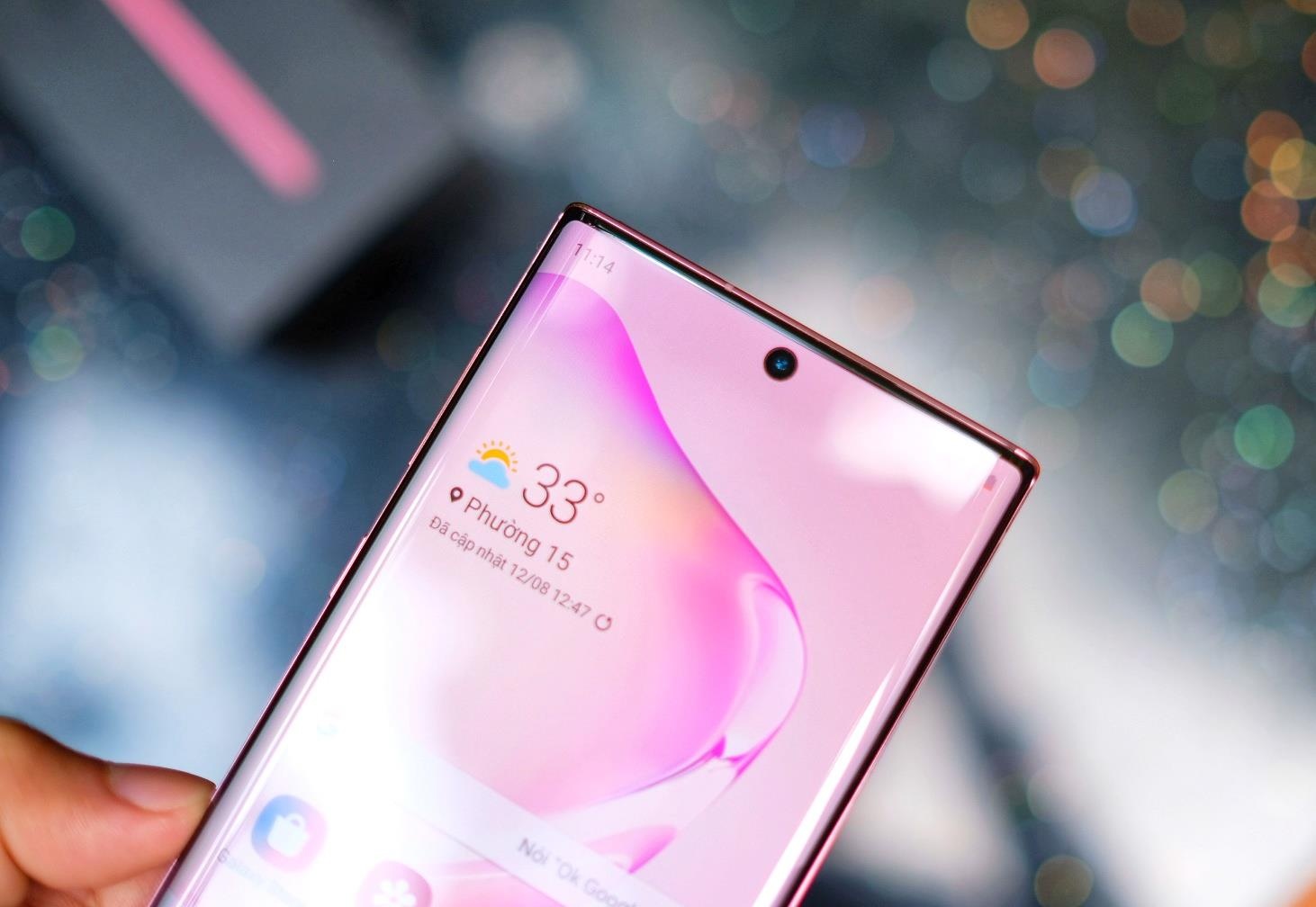 hinh nen giup an camera ‘not ruoi’ tren Galaxy Note10+ anh 1