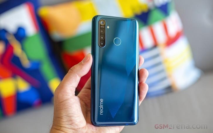 Realme 5 Pro ra mat anh 9
