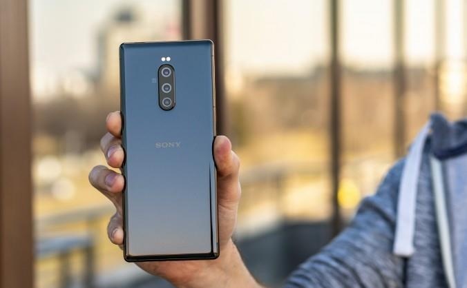 Sony bat ngo ban Xperia 1 tai Viet Nam, doi dau iPhone moi hinh anh