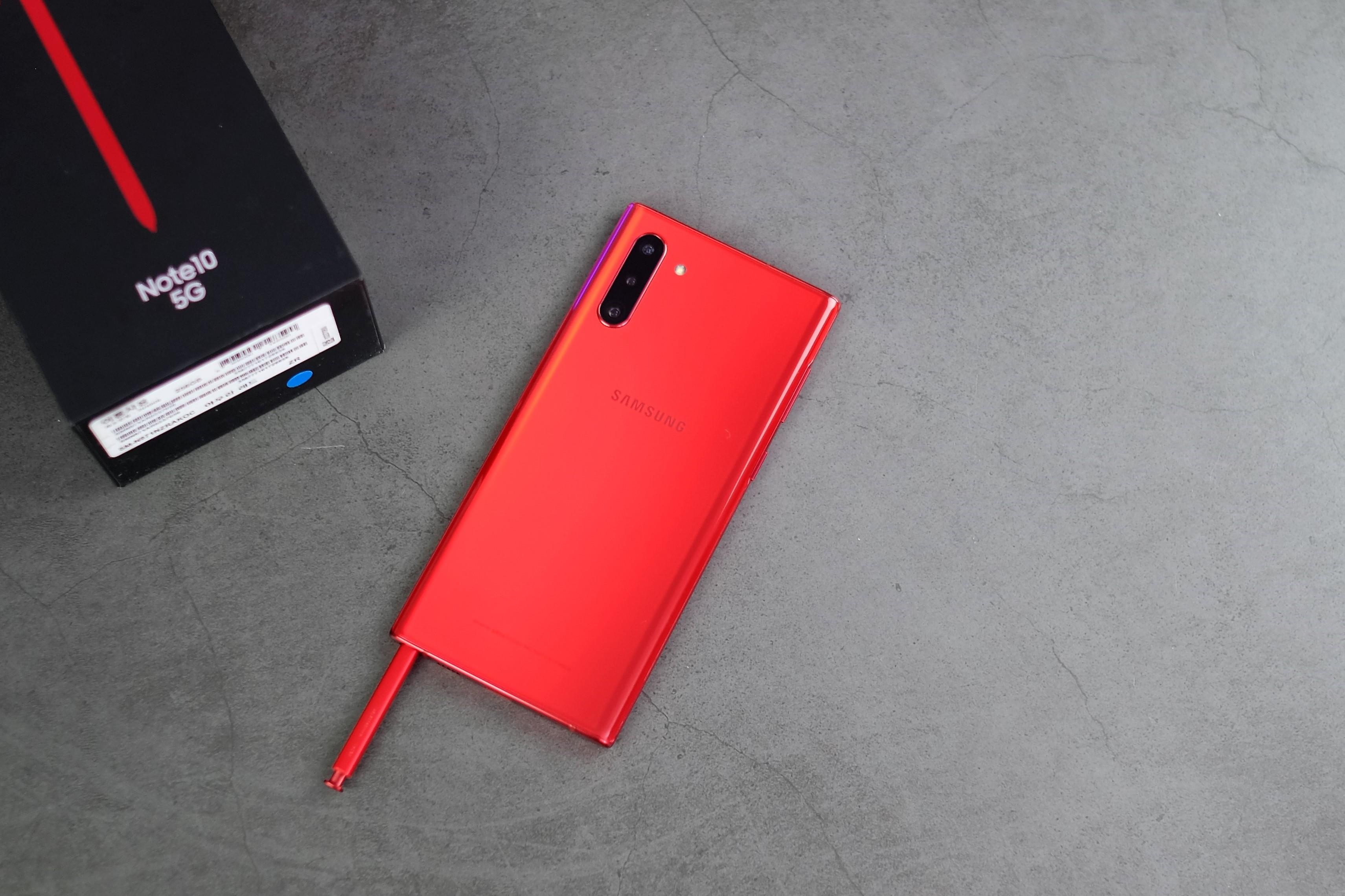 Chi tiet Galaxy Note10 do khong ban chinh hang o VN hinh anh