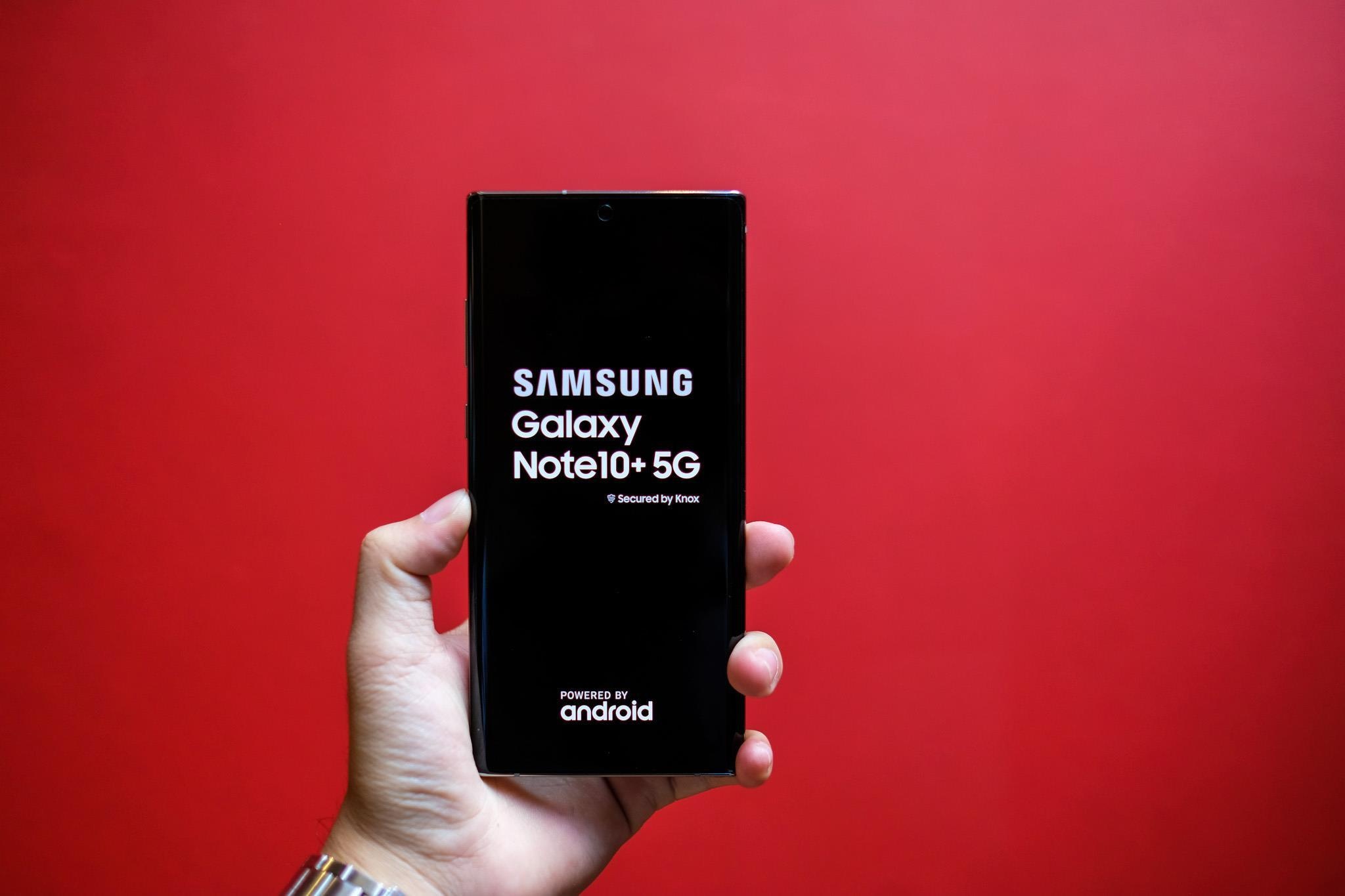 Doanh so Galaxy Note10 pha ky luc, vuot xa S10 va Note9 hinh anh