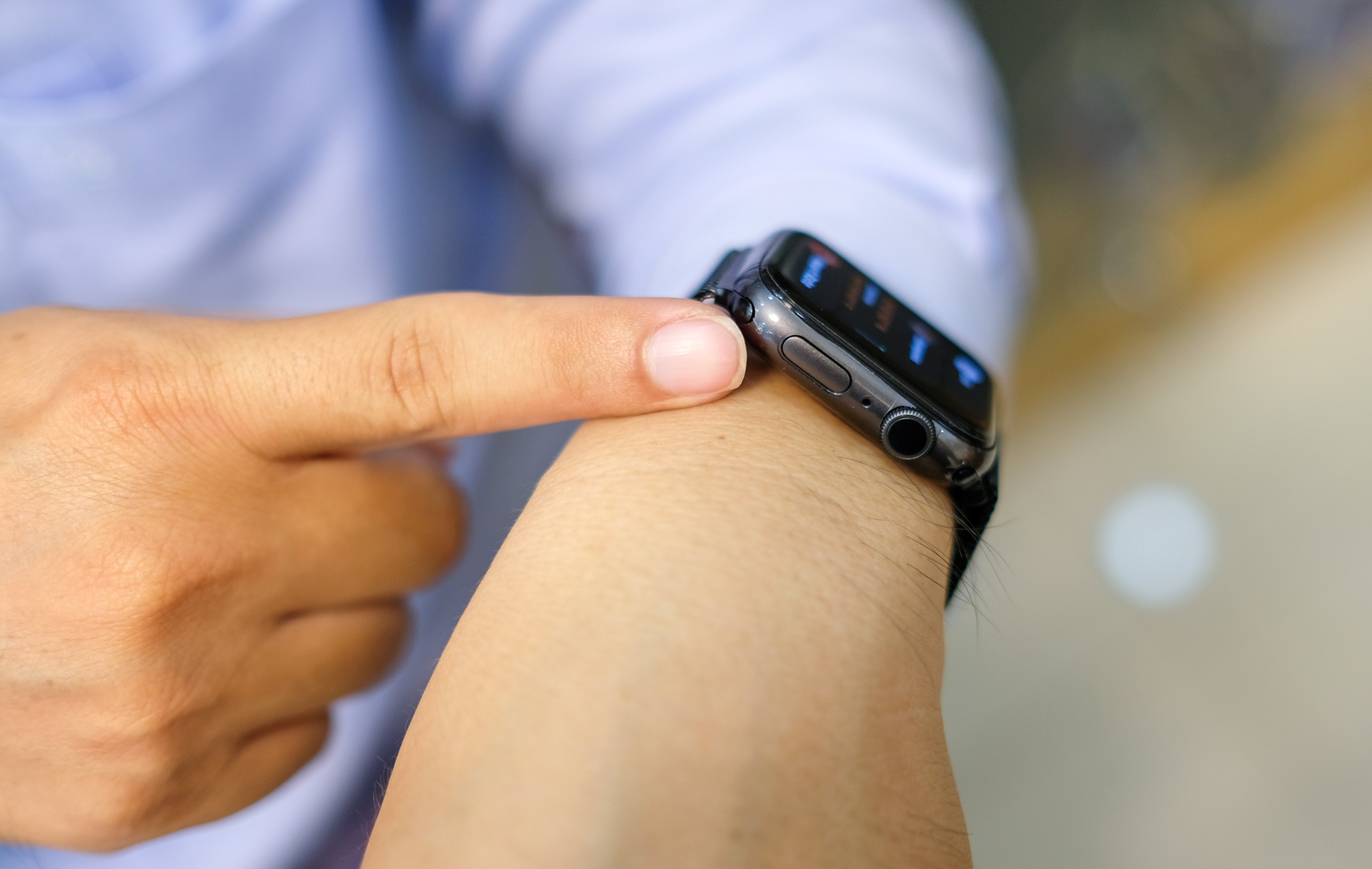 Trai nghiem Apple Watch Series 5 anh 4