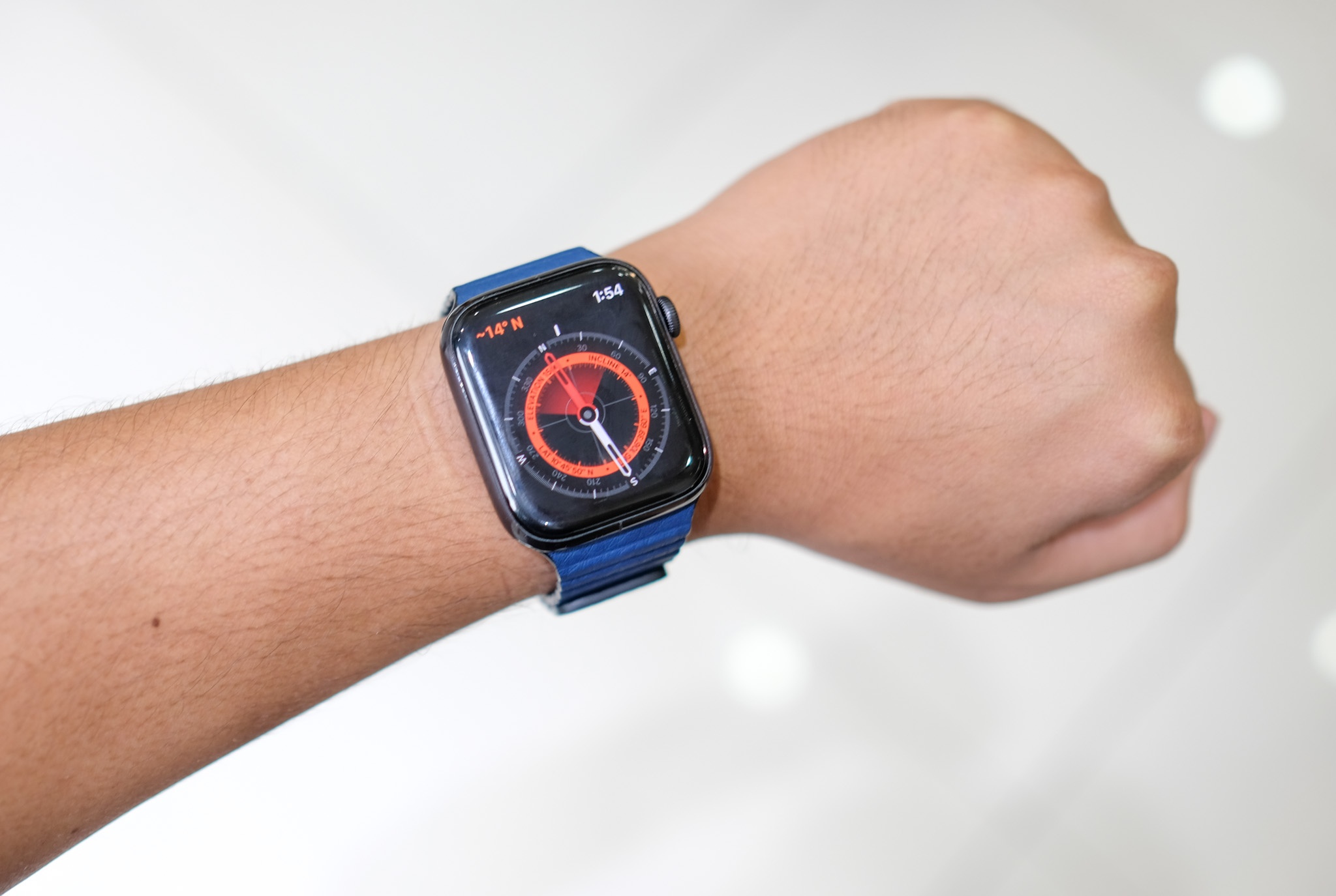 Trai nghiem Apple Watch Series 5 anh 9