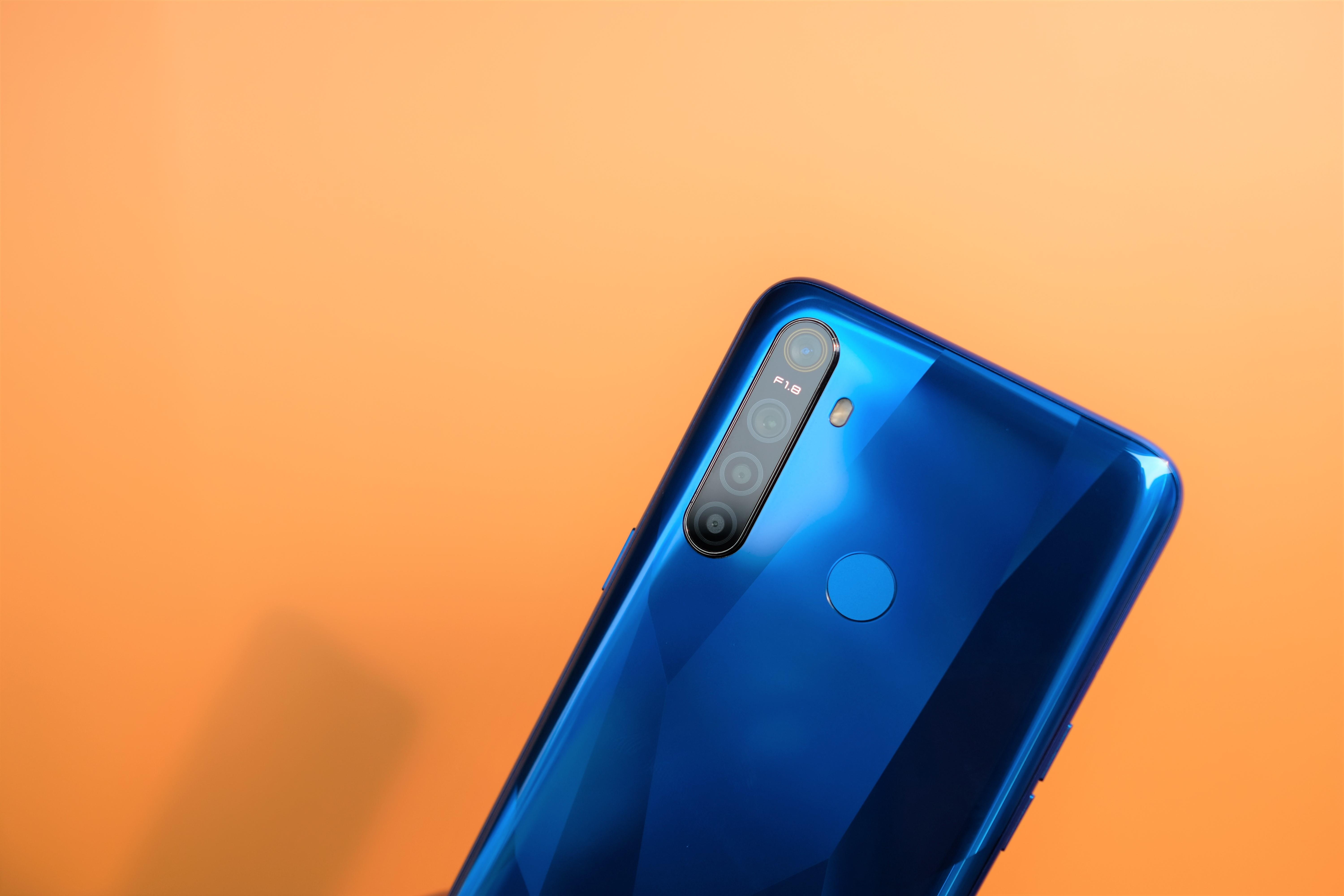 Trai nghiem Realme 5 Pro - 4 camera sau, gia tu 6 trieu dong hinh anh
