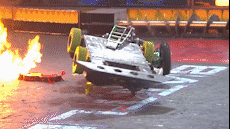 Robot ca sau kep doi thu den bat dong trong tran dau 3 ben hinh anh