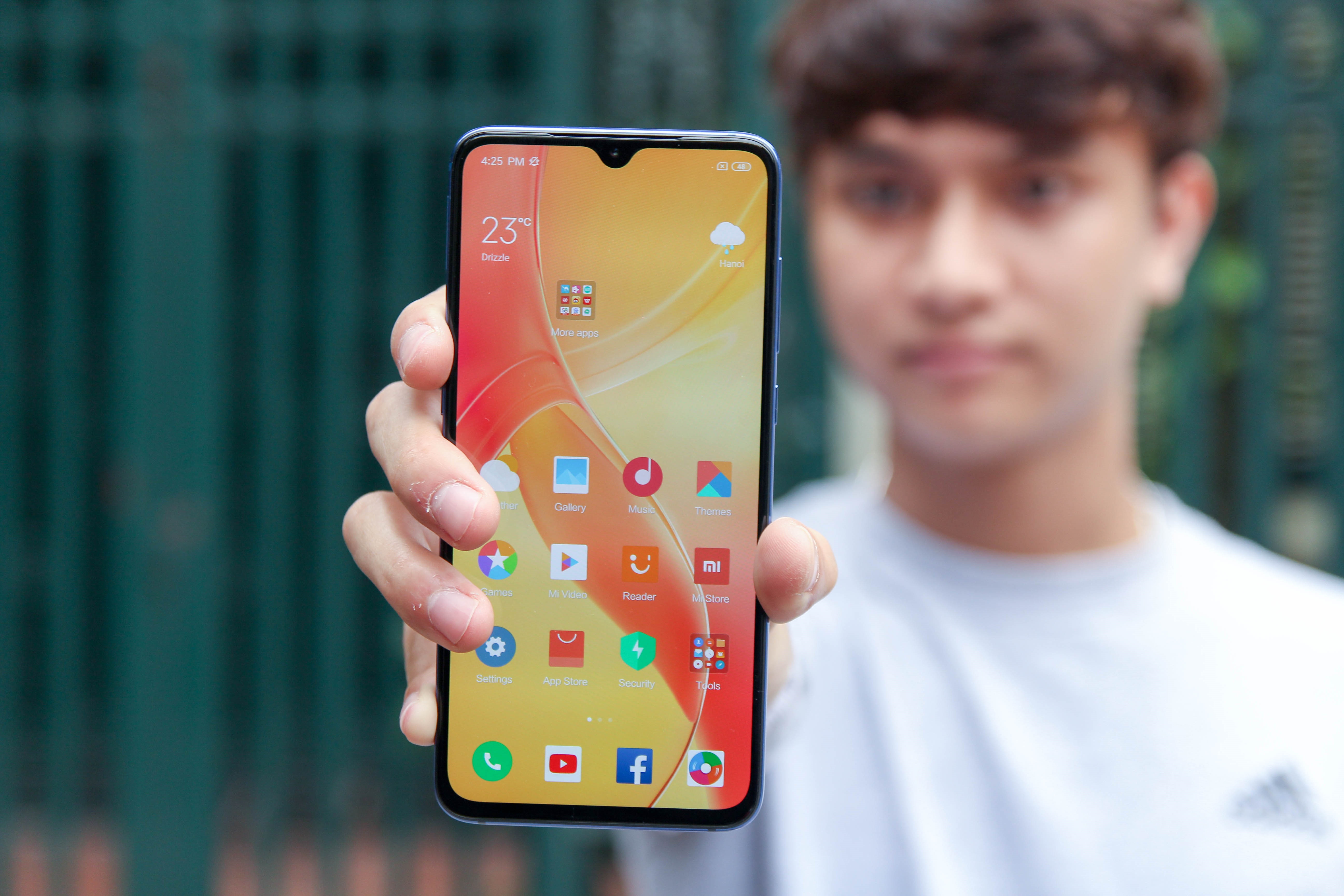 smartphone giam gia dau thang 10 anh 3