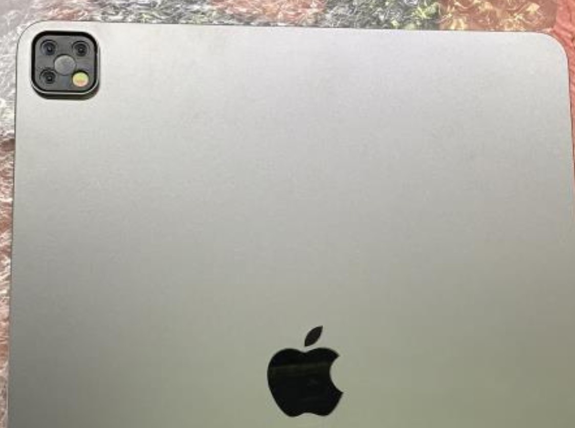 AirPods 3, MacBook Pro 16 inch sắp ra mắt ảnh 3 AirPods 3, MacBook Pro 16 inch sap ra mat anh 3