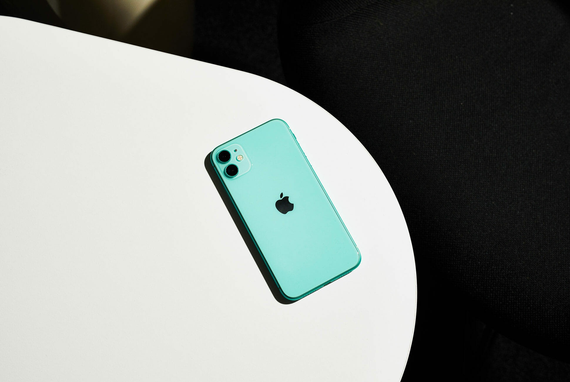 Giá bán iPhone 11 sau 2 tuần về Việt Nam ảnh 1 Gia ban iPhone 11 sau 2 tuan ve Viet Nam anh 1