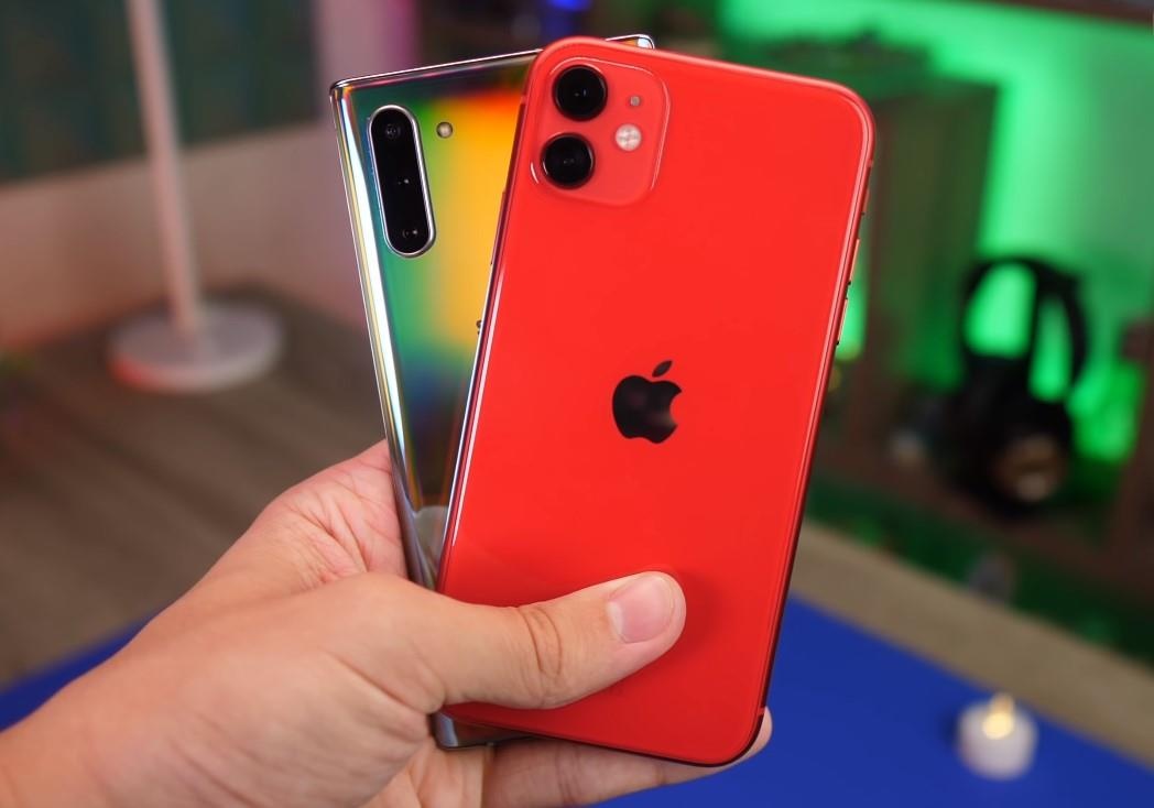 Co 20 trieu nen mua iPhone 11 hay Galaxy Note10? hinh anh