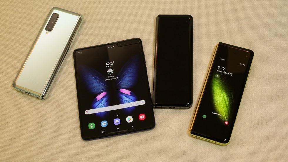 Galaxy Fold giam gan 50 trieu dong sau 1 thang ve Viet Nam hinh anh