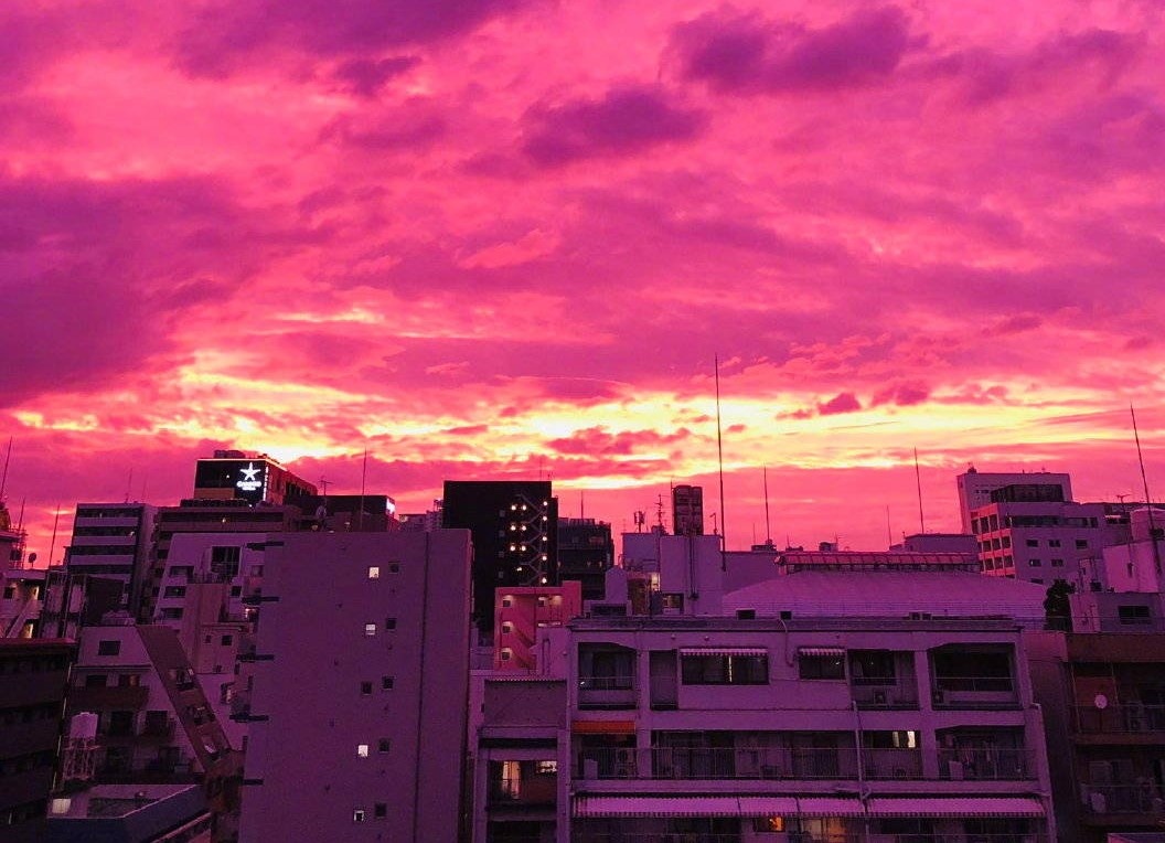 Mang xa hoi ngap anh bau troi tim o Nhat truoc sieu bao Hagibis hinh anh