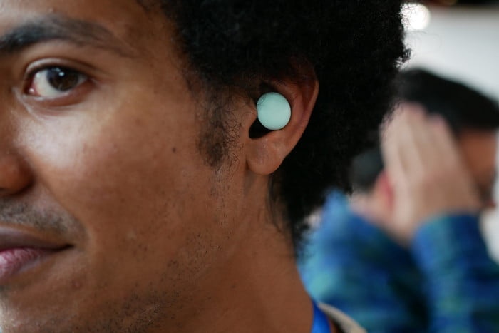 Pixel Buds 2 ra mat anh 4