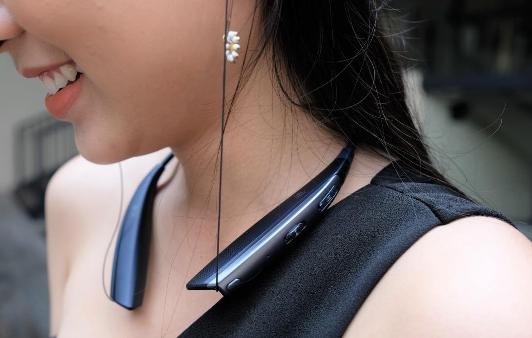 LG ra loat tai nghe khong day gia tu 900.000 dong o Viet nam hinh anh