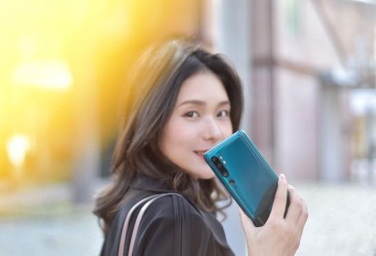Xiaomi gioi thieu smartphone co 5 camera sau, 108 Megapixel hinh anh