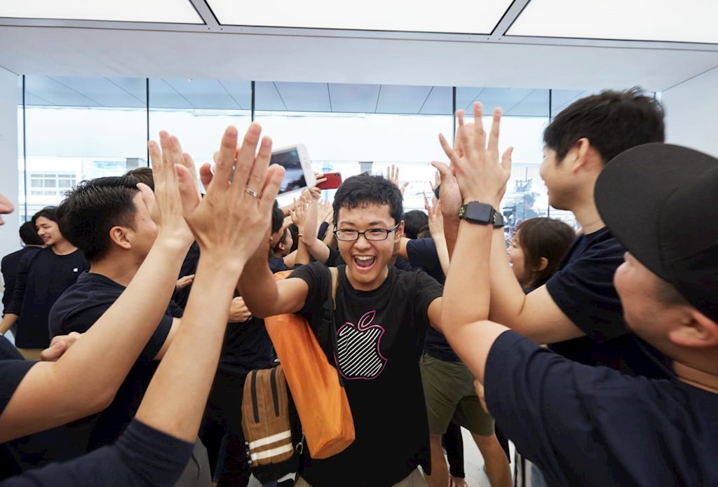 cach ban hang bac thay cua Apple anh 1